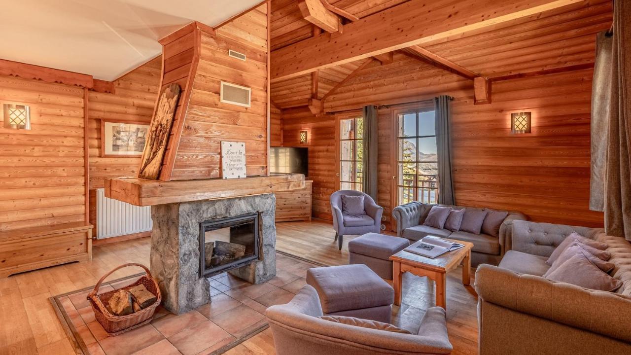 Madame Vacances Les Chalets De L'Altiport Alpe d'Huez Exterior photo