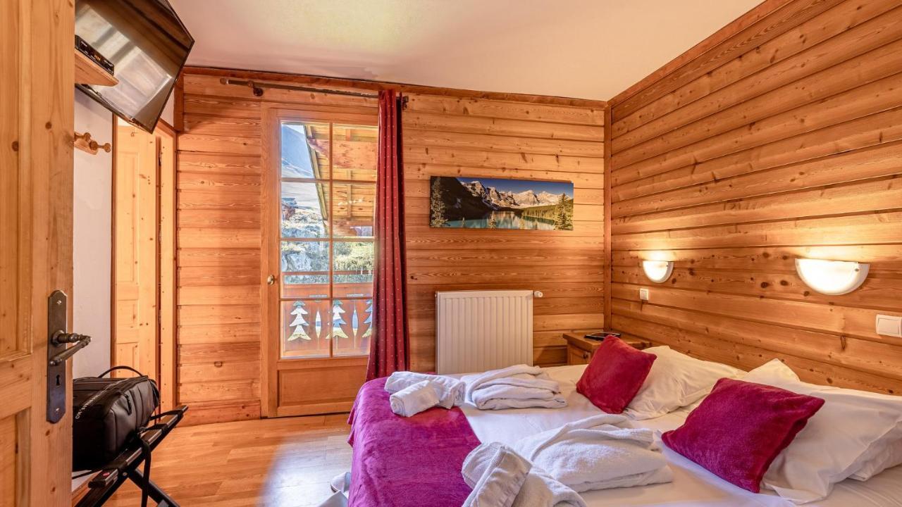 Madame Vacances Les Chalets De L'Altiport Alpe d'Huez Exterior photo