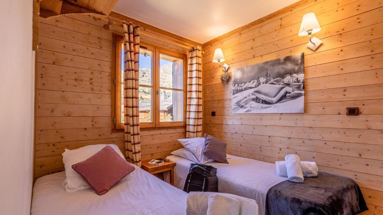 Madame Vacances Les Chalets De L'Altiport Alpe d'Huez Exterior photo
