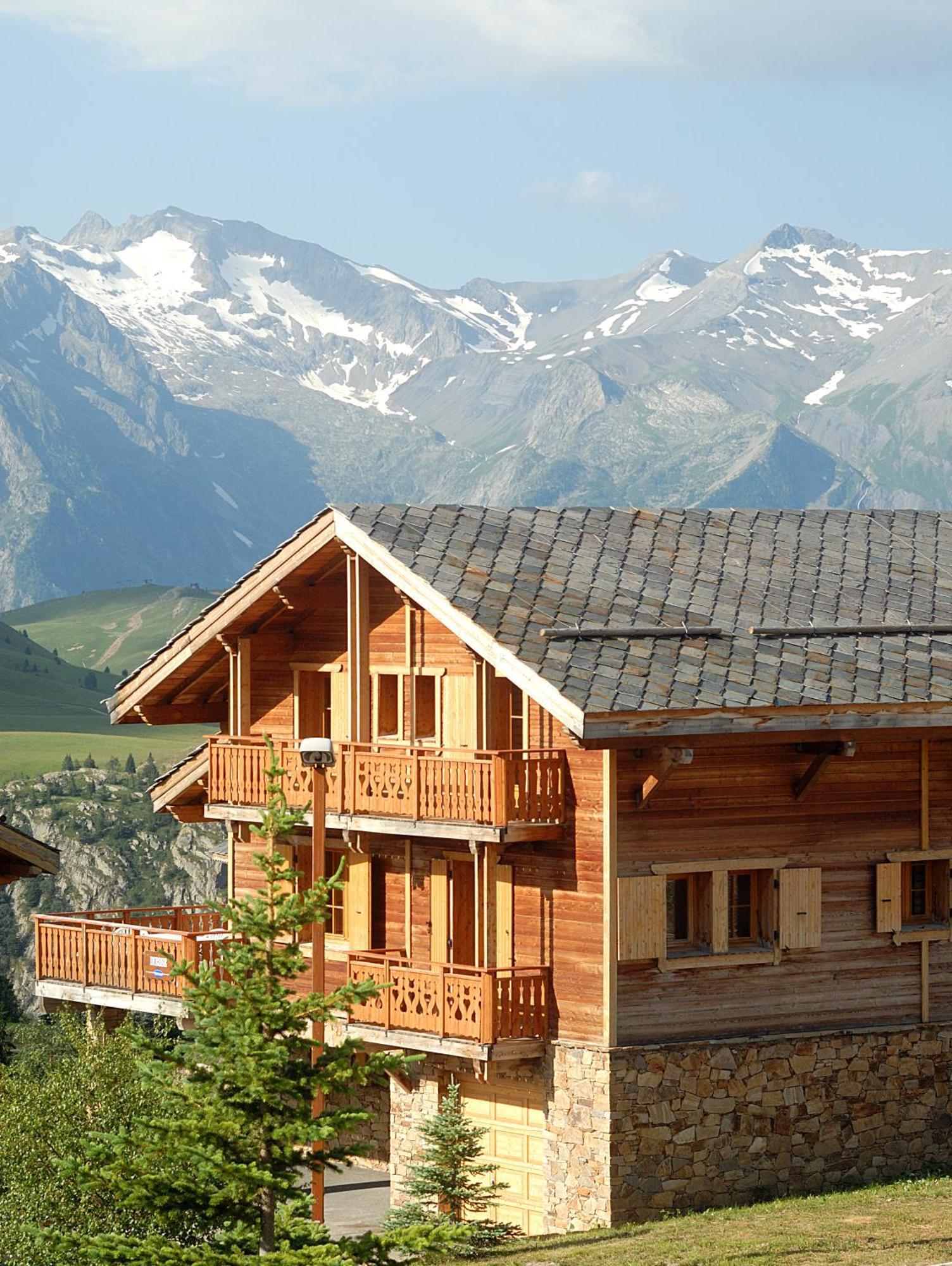Madame Vacances Les Chalets De L'Altiport Alpe d'Huez Exterior photo