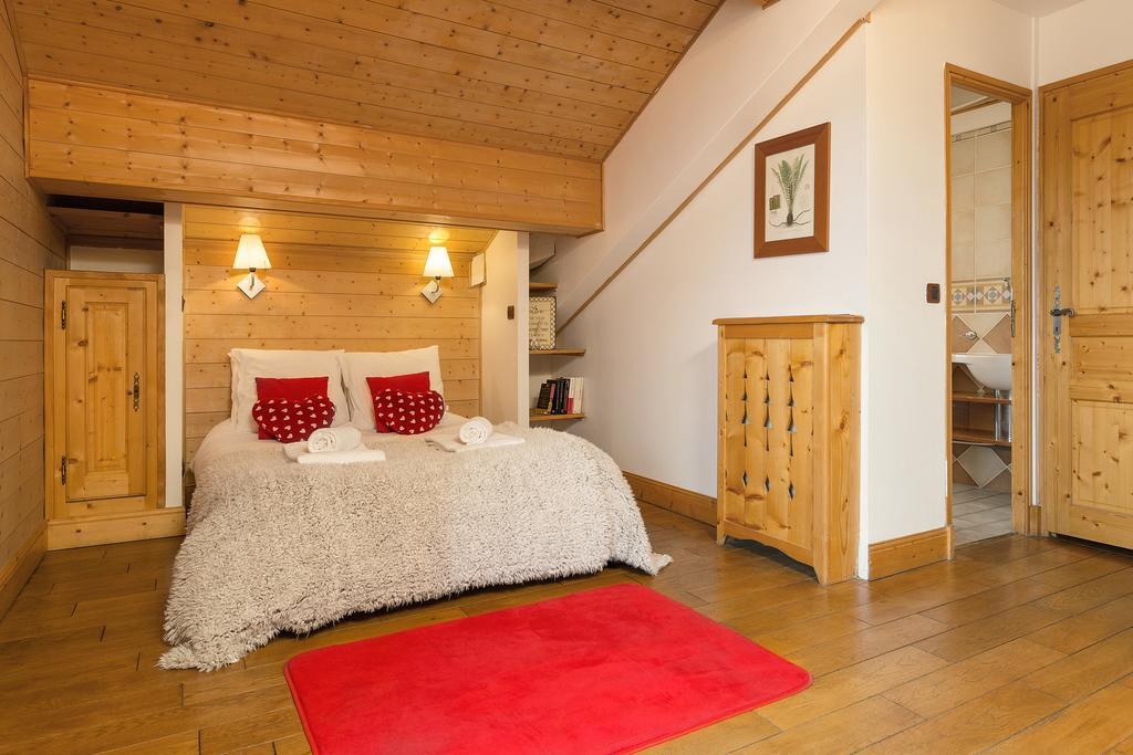 Madame Vacances Les Chalets De L'Altiport Alpe d'Huez Exterior photo