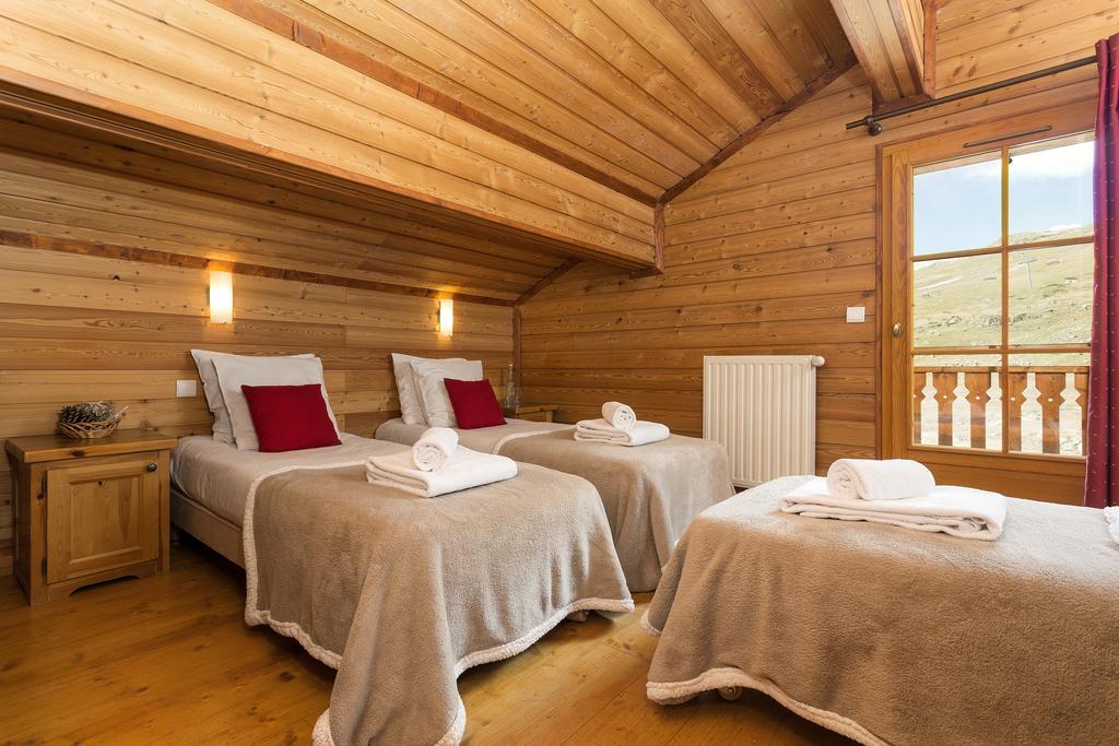 Madame Vacances Les Chalets De L'Altiport Alpe d'Huez Exterior photo