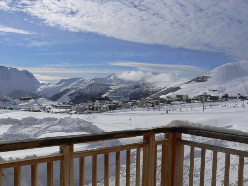 Madame Vacances Les Chalets De L'Altiport Alpe d'Huez Exterior photo